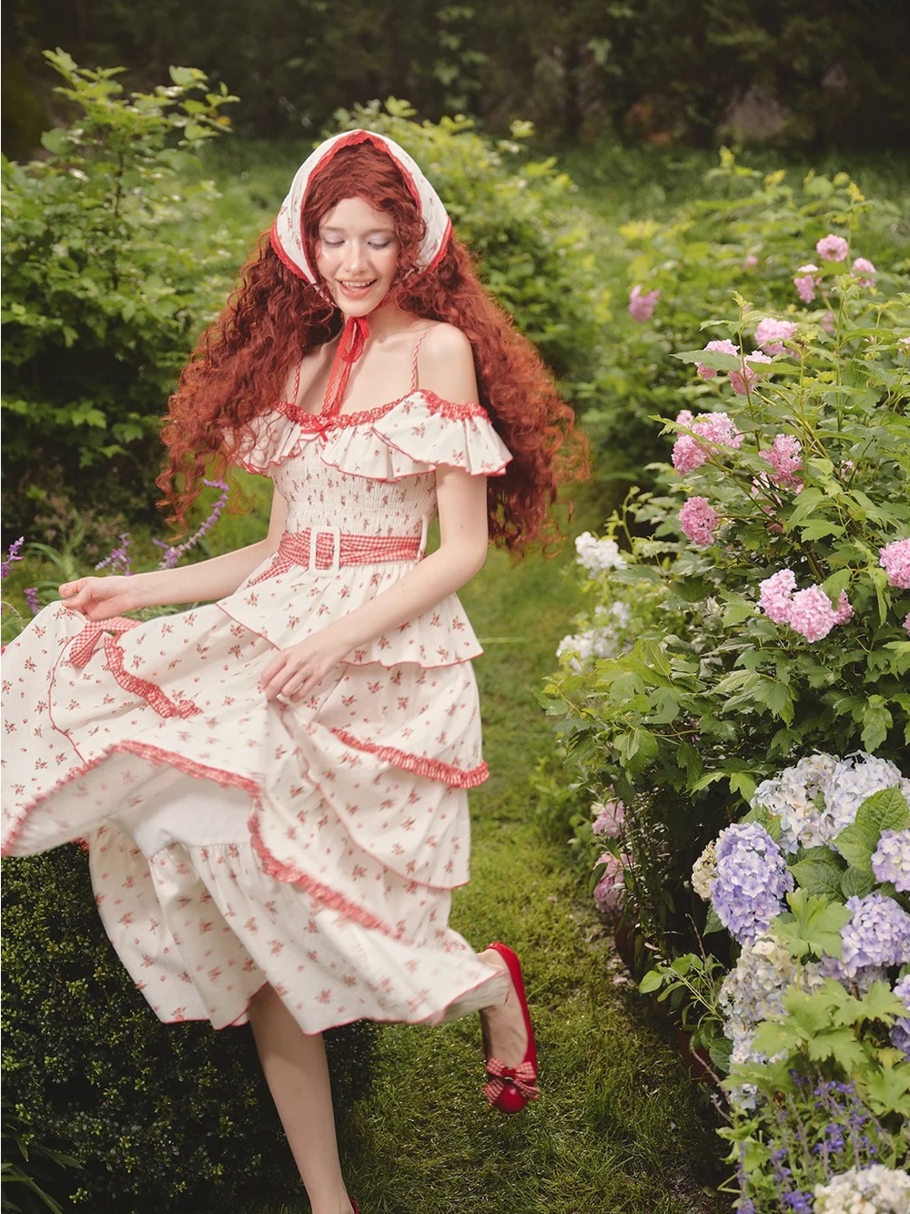 NEW LaceMade Red Hood Maiden Dress Size S - Picture 7 of 13